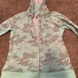 Athleta Size L Mint Green Camo Hoodie